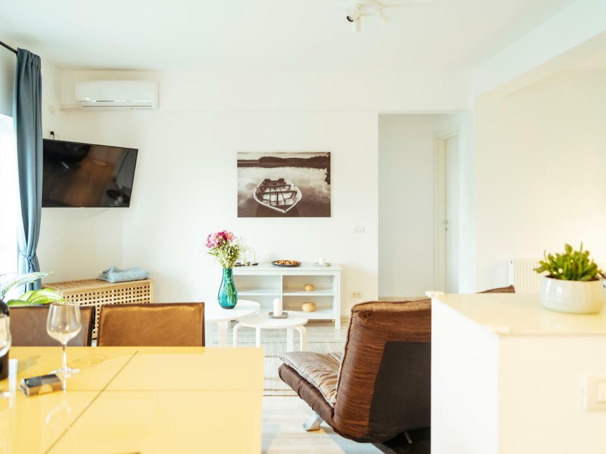 Bright And Spacious Central Apartment- Piata Amzei Bucharest Exterior photo
